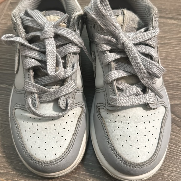 Nike-Low - Picture 3 of 3